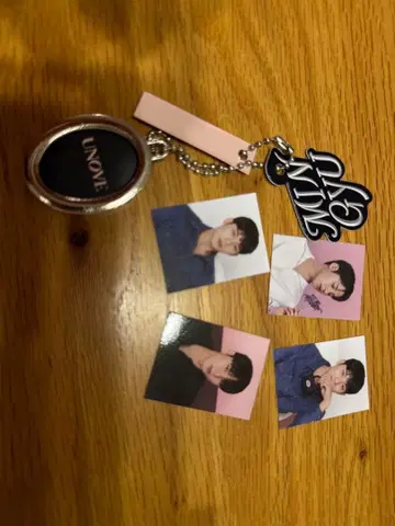 UNOVE 키링 포토 카드 세트