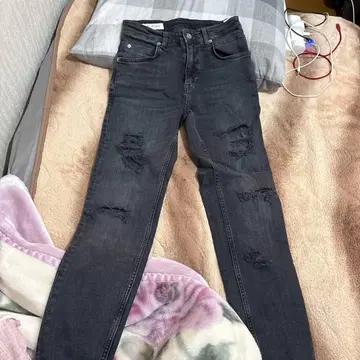 ZARA 데미지 가공 스키니 팬츠 28