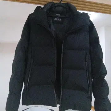 UNIQLO M 사이즈 다운 자켓