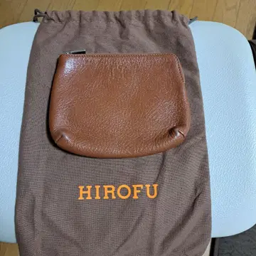 HIROFU LEATHER BROWN POACH