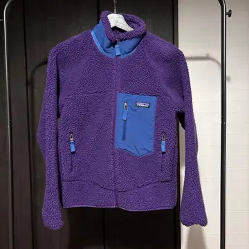 레어 컬러 patagonia 레트로X 플리스 자켓 보라색