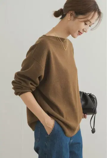 어반 리서치 도어스 코튼 울 보트넥 니트