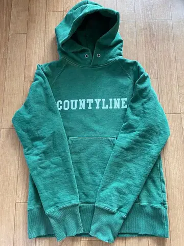 TMT 후드티 M 사이즈 BIG HOLIDAY COUNTYLINE