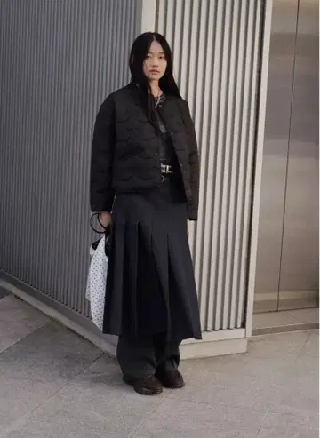 보우 틸 퍼프 자켓 S