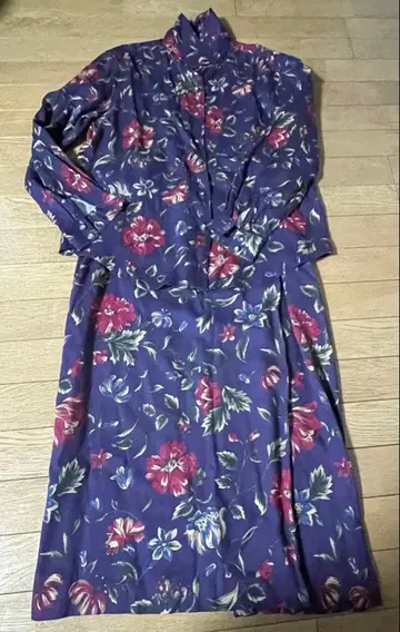 탈봇 꽃무늬 드레스 보라색