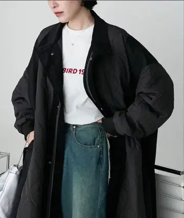 [ forksy. ] 이소재 절개 퀼팅 롱 코트