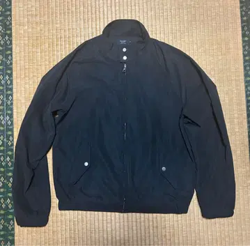 BEAMS 블랙 쇼트 기장 자켓 S