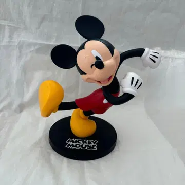 미키 피규어