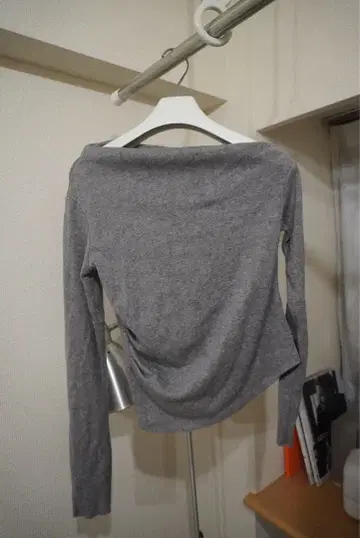 ZARA 원 숄더 상의 [ 정가 약 5,000엔 ]