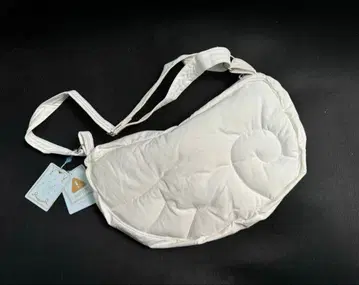 coyseio 화이트 숄더백 택 포함 새상품