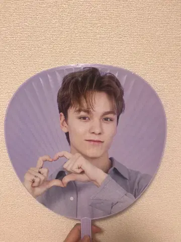 SEVENTEE 버논 부채