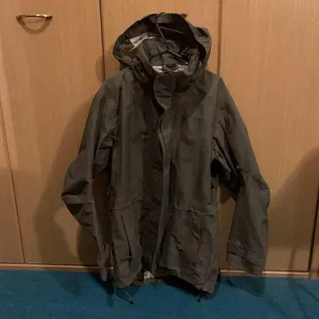 초레어 벤틸레이션 부착 네덜란드군 고어텍스 자켓 카린시아제 최소 사이즈