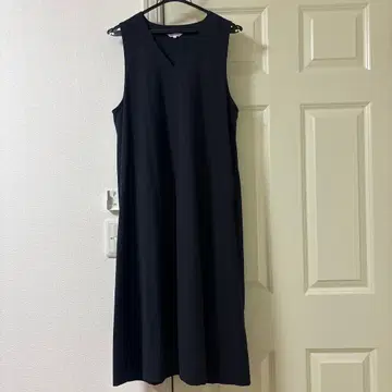 A PIECE OF LIBRARY 원피스 새상품급 사이즈 1