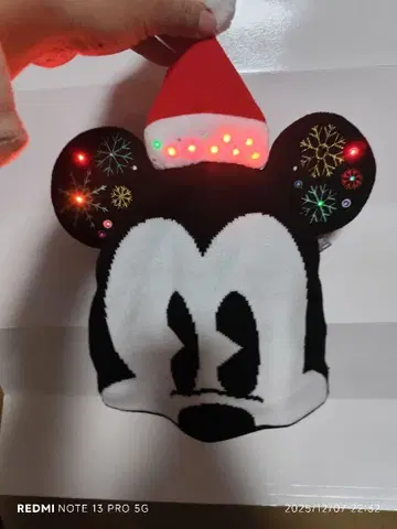 미키 빛나는 니트 모자 디즈니