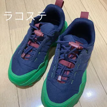 LACOSTE 네이비 그린 스니커즈