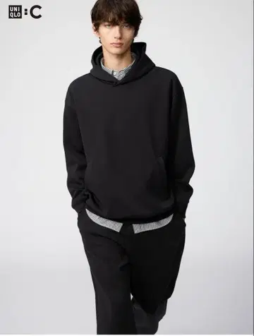 유니클로 오버 사이즈 맨투맨 풀 후드티 블랙 XL 미사용품!