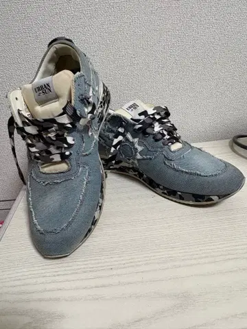 어반선 데님 카모플라쥬 스니커즈