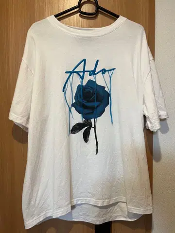 Ado 파란 장미 T셔츠 XL 사이즈