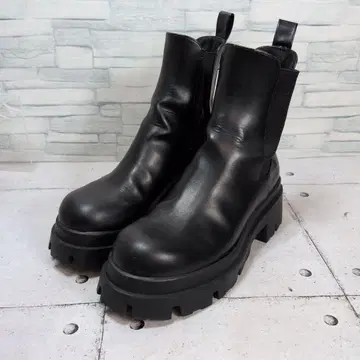 ZARA 자라 사이드 고어 부츠  부츠 블랙