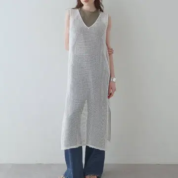 25SS Drawing Numbers 메쉬 V 롱 원피스 화이트