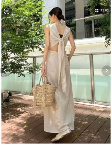 슬리브리스 롱 원피스 베이지