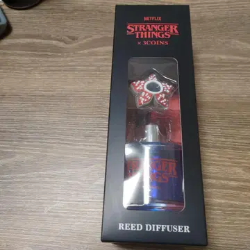 미개봉 새상품 STRANGER THINGS 리드 디퓨저 BK 파란색