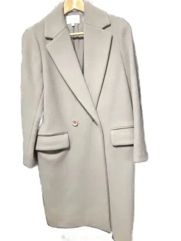 라이트 그레이 더블 버튼 롱 코트