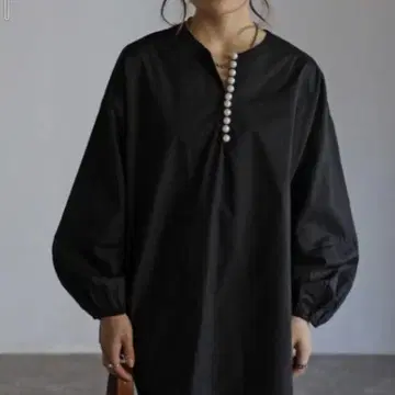 sakishimatokyo 펄 디자인 블라우스