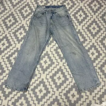 ZARA 라이트 블루 스트레이트 청바지