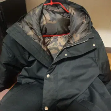 SOPHNET 다운 자켓 블랙 카모플라쥬 M