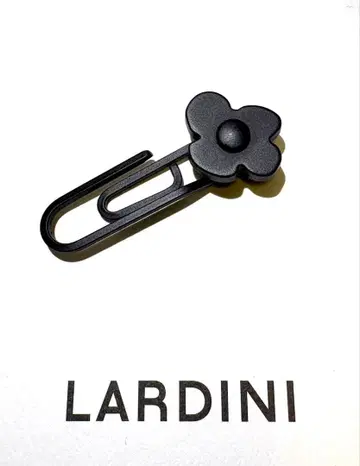 새상품 LARDINI 라르디니 부토니에르 최신 디자인