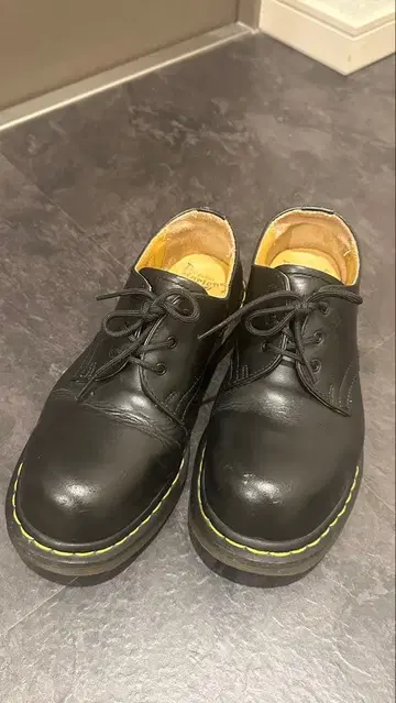 닥터마틴 스틸토 3홀 [ 24.5 ] 1925 5400