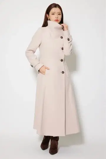 rienda 25 오버넥 신데렐라 라인 코트 M 사이즈 베이지