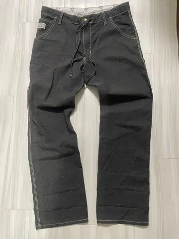 Edwin 블랙 청바지