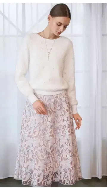 아나이 스노우 플라워 자수 스커트