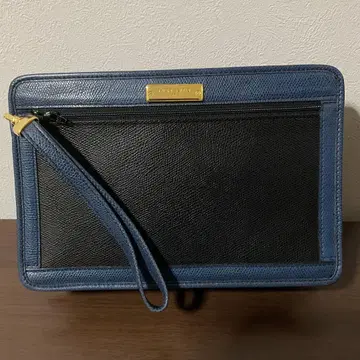 개점 세일 사용 수일 새상품급 모라비토 가죽 로고 플레이트 클러치백