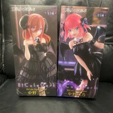 5등분의 신부 피규어 나카노 니노 나카노 미쿠 2체 세트