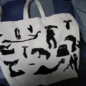 미나 페르호넨 플로키 토트백