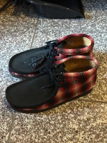 클락스 왈라비 새상품