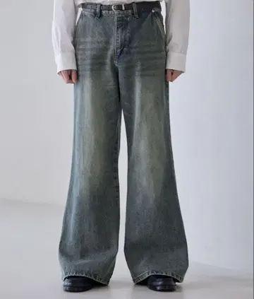 LUENNA 세미 플레어 데님 팬츠