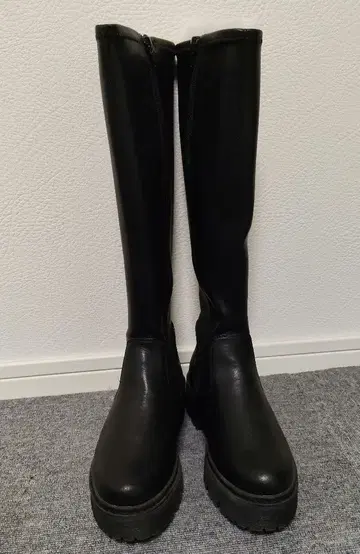 컨디션 최상 블랙 롱 부츠 사이드 지퍼 통굽 23cm M