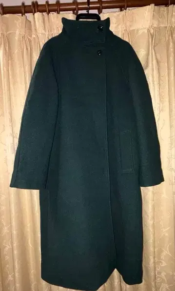 ungrid 스탠드 카라 루즈 코트 그린