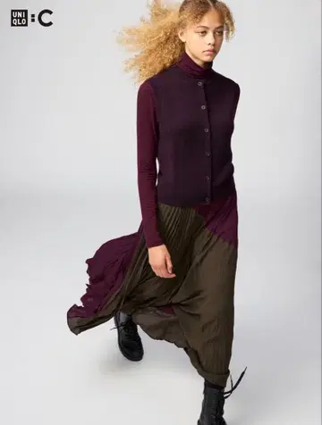 [ 새상품 ] 완판 유니클로C 캐시미어 크루넥 숏 베스트 S 사이즈 와인