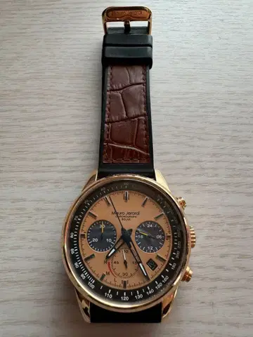 마우로 제라드 솔라 손목시계