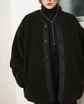 CLANE 리버서블 밀리터리 보아 자켓