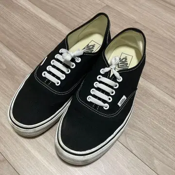 Vans 블랙 로우컷 스니커즈 오센틱
