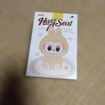 POP MART Hay Seat LABUBU 시크릿 에디션