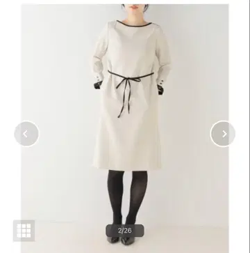 LATOTALITE 라토타리테 바이컬러 파이핑 원피스