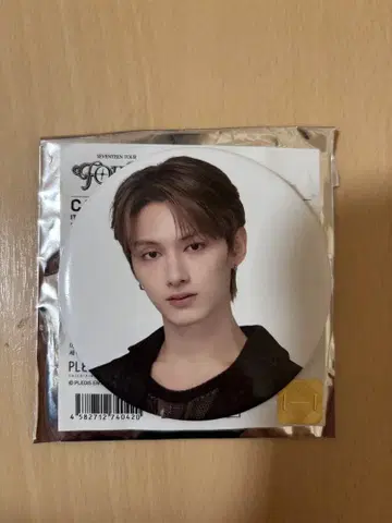 follow 캔뱃지 준 SEVENTEEN