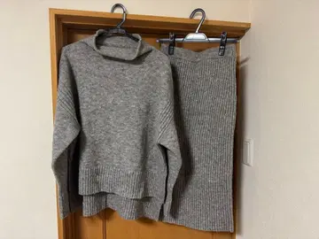 BARNYARDSTORM 그레이 니트 스커트 셋업